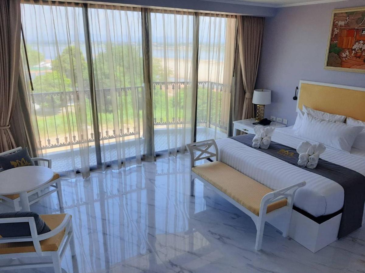 Mekong Heritage Hotel ナコンパノム エクステリア 写真